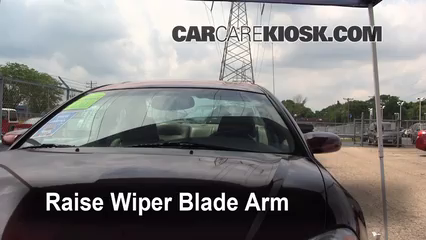 2005 Chrysler Sebring Limited 3.0L V6 Coupe Windshield Wiper Blade (Front) Replace Wiper Blades